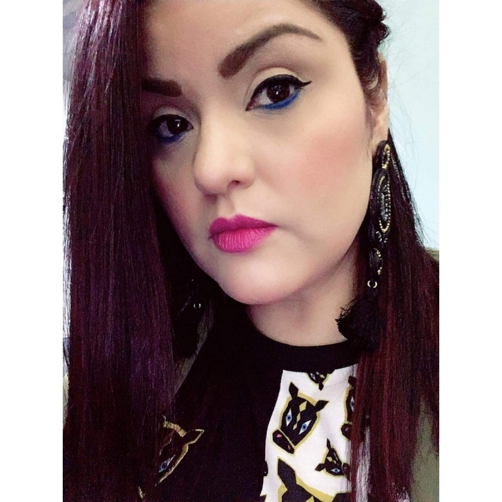 Meet your Posher, Rocio